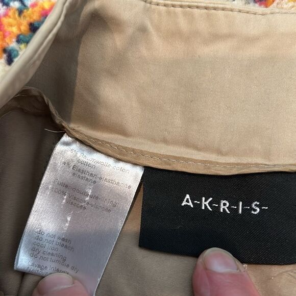 AKRIS tan khaki flat front pants with side, zipper/ two zipper pockets, size 10 - Picture 4 of 13